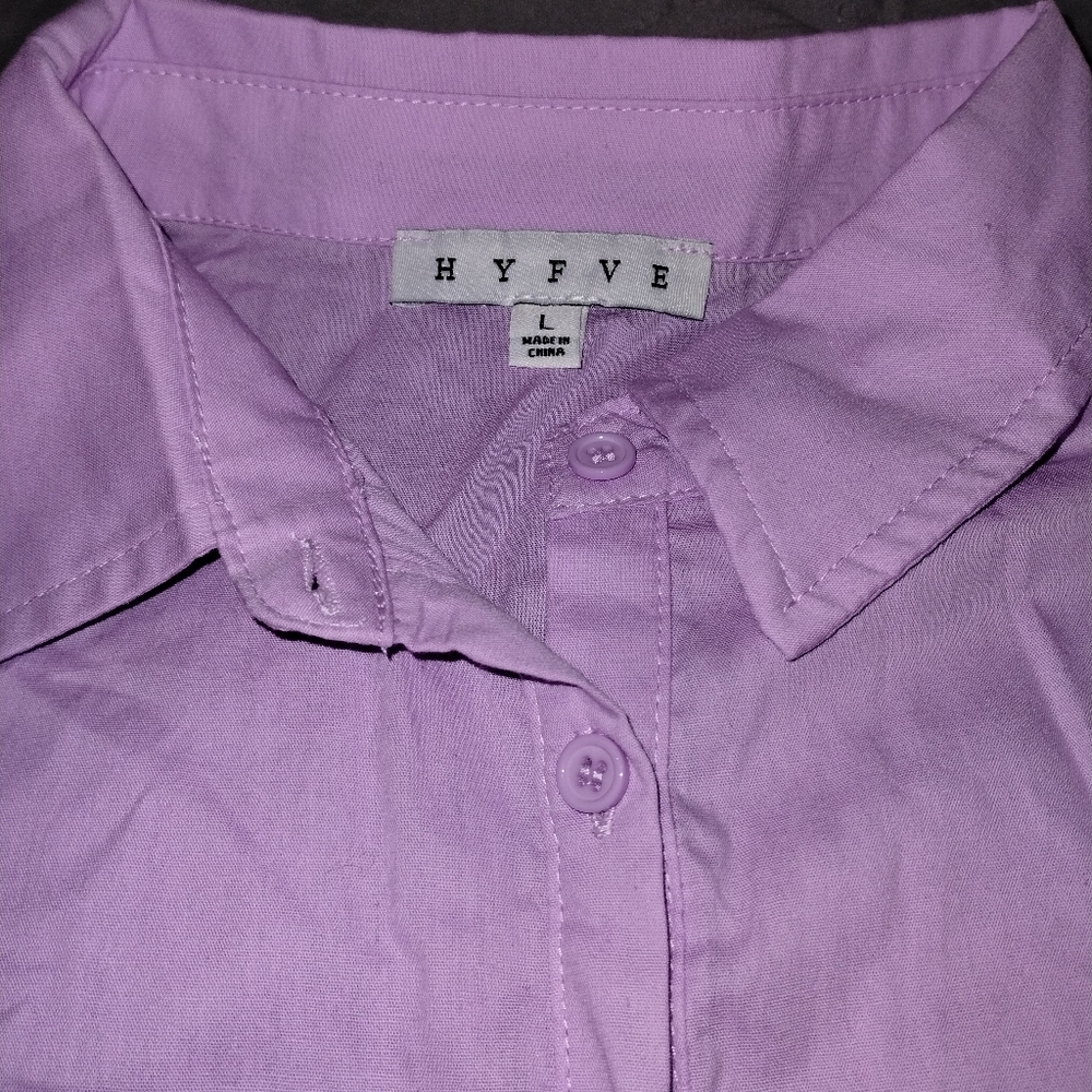 New Lavender Sleeveless Button-Up Blouse - Picture 4 of 4